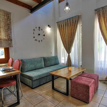 Iokastis Apartment *