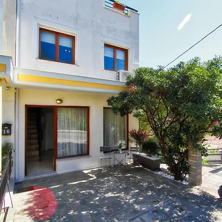 Διαμέρισμα Iokastis